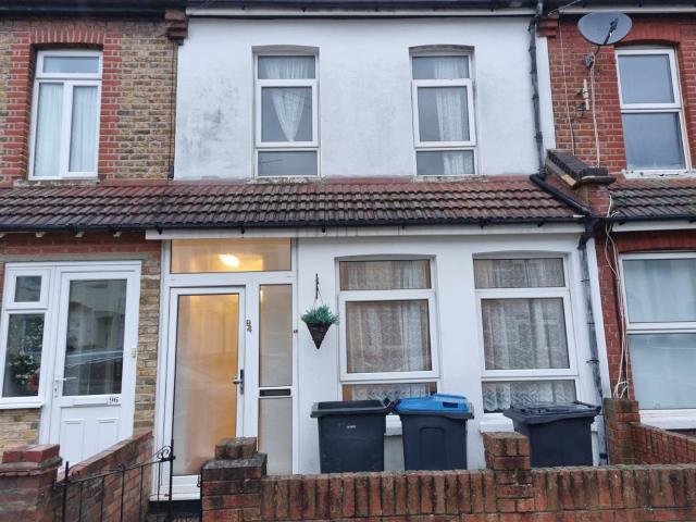 House for rent in London Borough of Croydon, Greater London