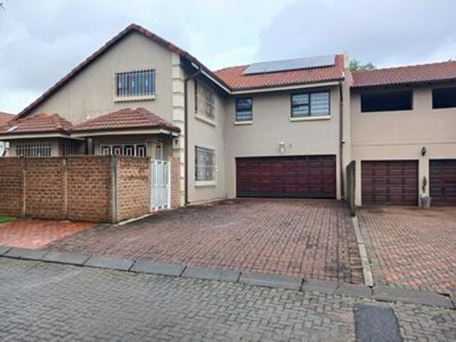 House for sale in Kempton Park, City of Ekurhuleni Metropolitan Municipality
