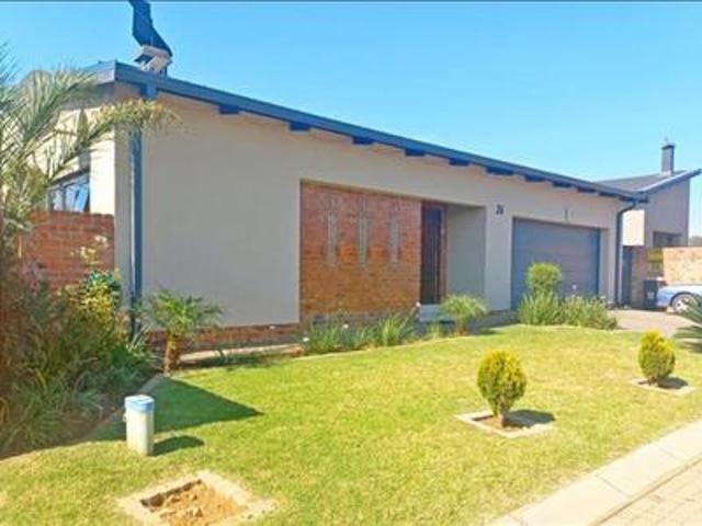 House for sale in Kempton Park, Pomona