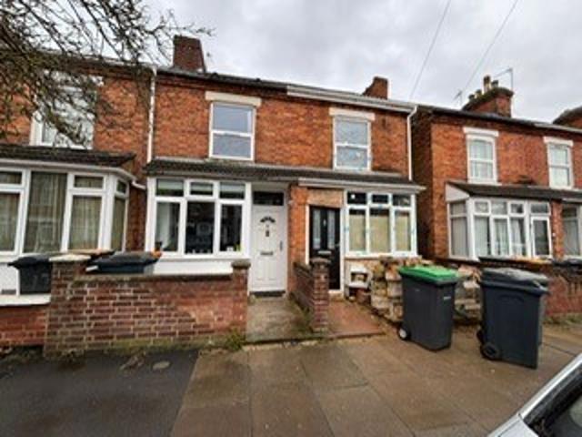 House for rent in Queens Park, Bedford