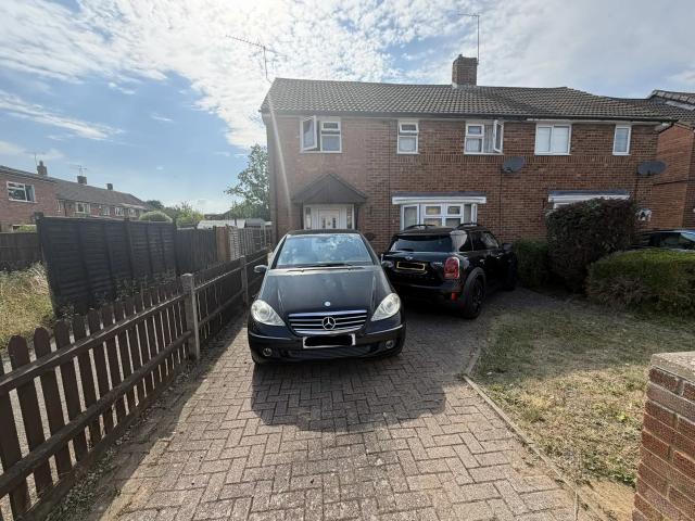 House for rent in Spring Park, Luton