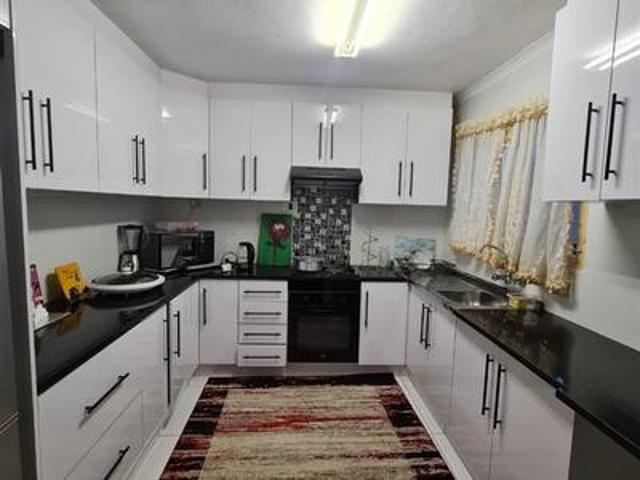 House for sale in Phoenix, Kwazulu-natal