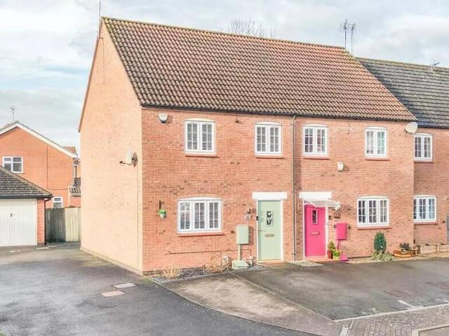 House for rent in Elmfield, Leicestershire