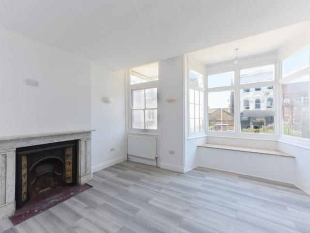 House for rent in East Cliff, Acol