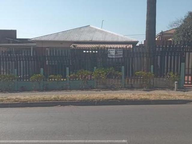 House for sale in Vosloorus, Gauteng