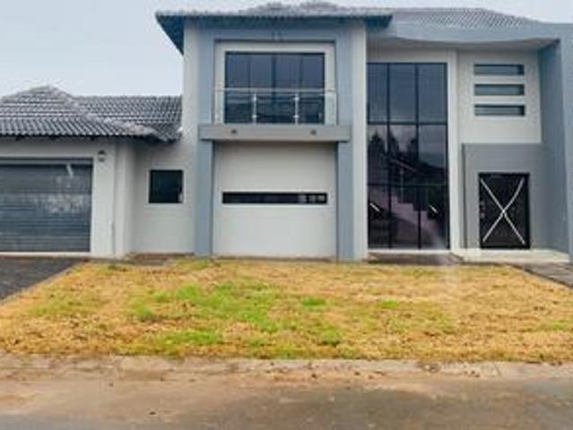 House for sale in Waterkloof, Gauteng