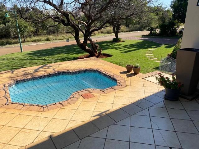 House for sale in Hartbeespoort Dam Nature Reserve