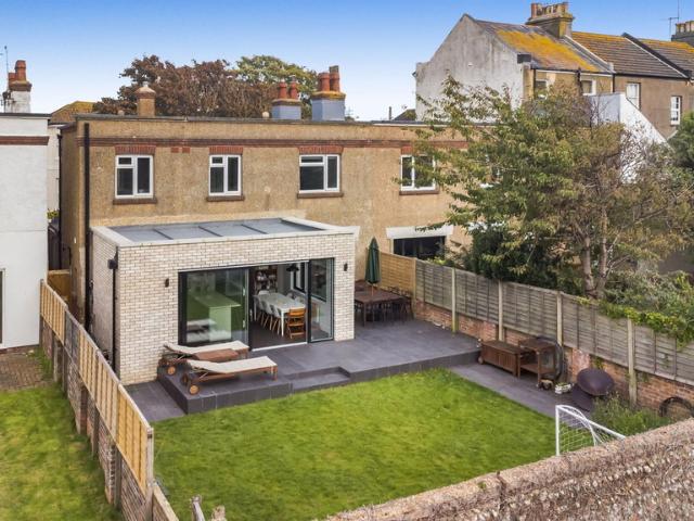 House for rent in Worthing, West Sussex