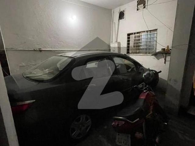 House for sale in Faisalabad, Islamabad Capital Territory