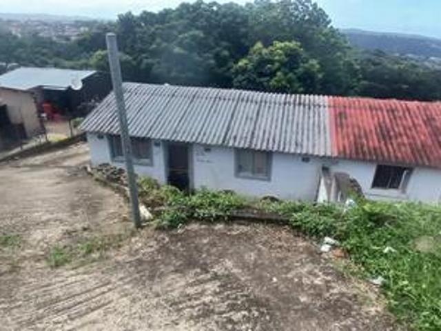 House for sale in Chatsworth, Kwazulu-natal