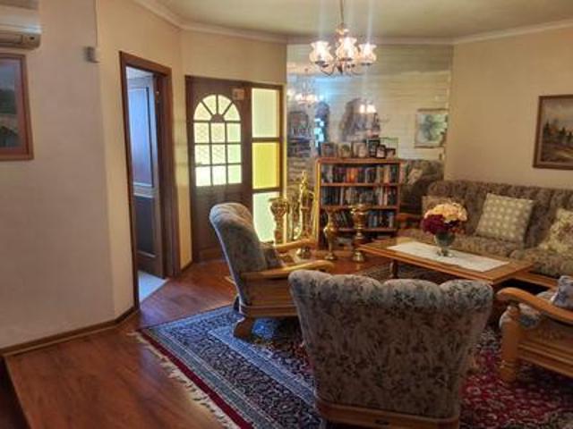 House for sale in Chatsworth, Kwazulu-natal