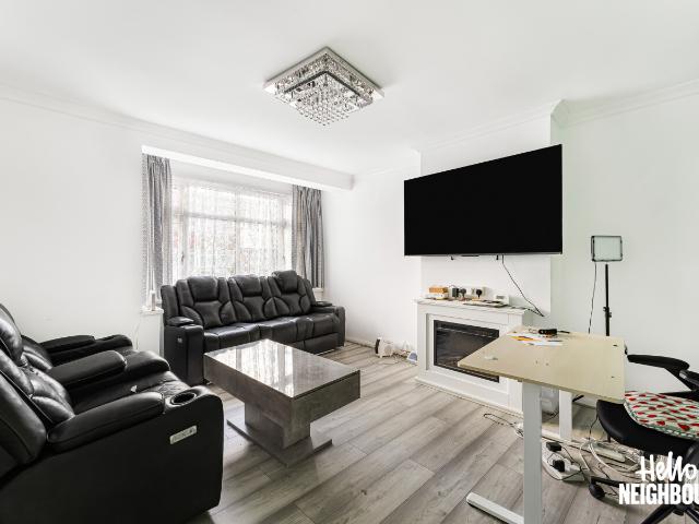 House for rent in London Borough of Barking and Dagenham, Greater London