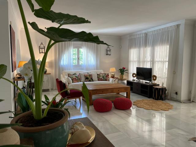 Casa en alquiler en Ojén