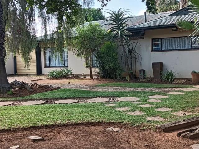 House for sale in Waterkloof, Gauteng