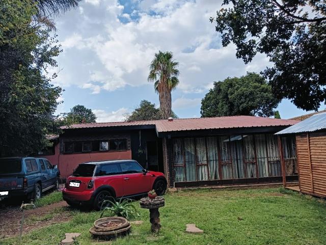 House for sale in Waterkloof, Gauteng