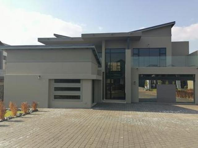 House for sale in Waterkloof, Gauteng