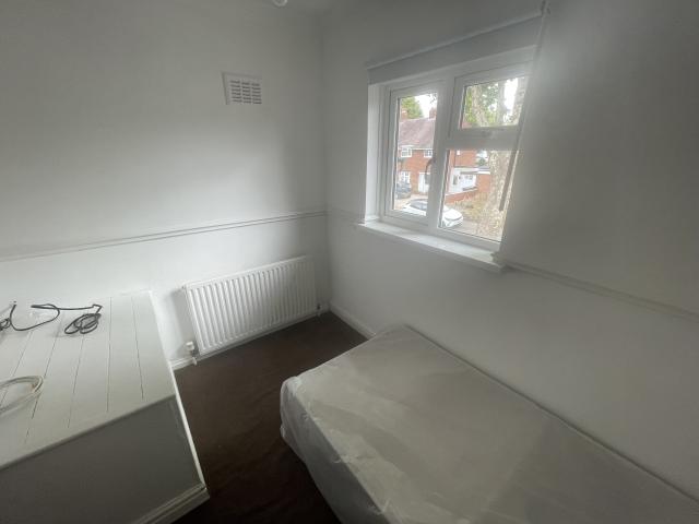 House for rent in Darlaston, Woods Bank