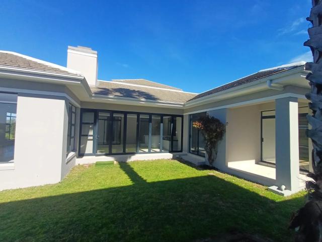 House for rent in Sunset Links, Milnerton
