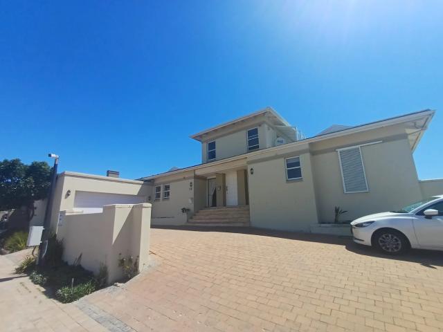House for rent in Sunset Links, Milnerton