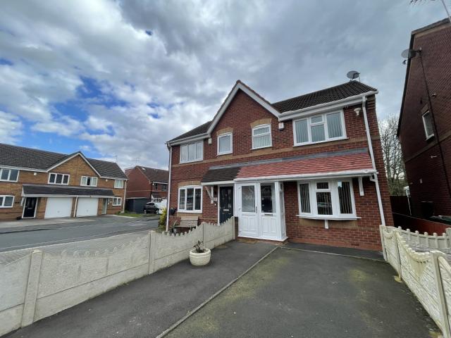 House for rent in Darlaston, West Midlands