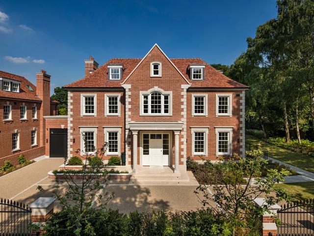House for rent in London Borough of Barnet, Greater London