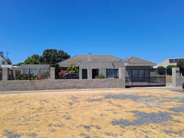 House for sale in Milnerton, Western Cape
