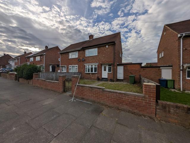 House for rent in Thorney Close, Tyne And Wear