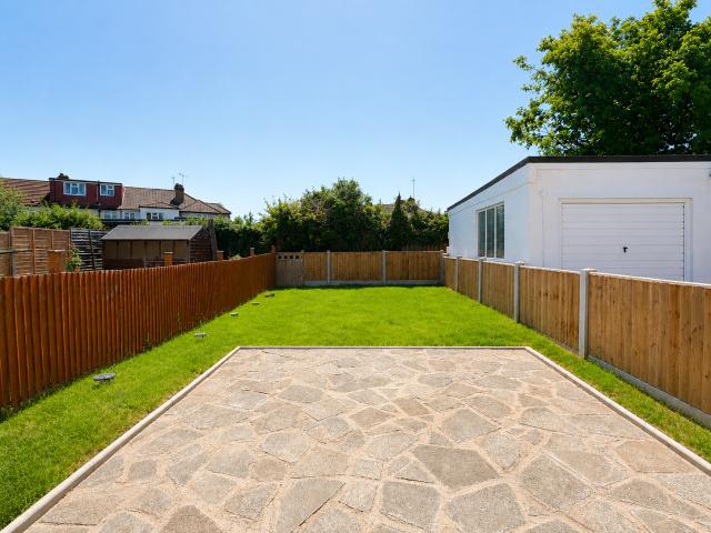 House for rent in Bush Hill Park, Greater London