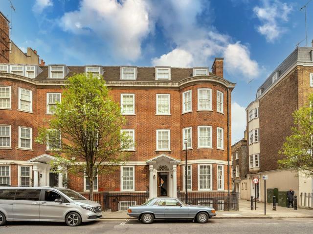 House for rent in City of Westminster, Greater London