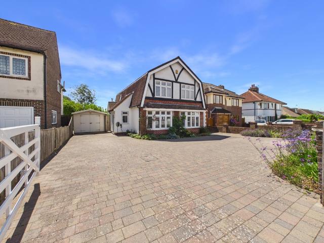 House for rent in Fishersgate, West Sussex