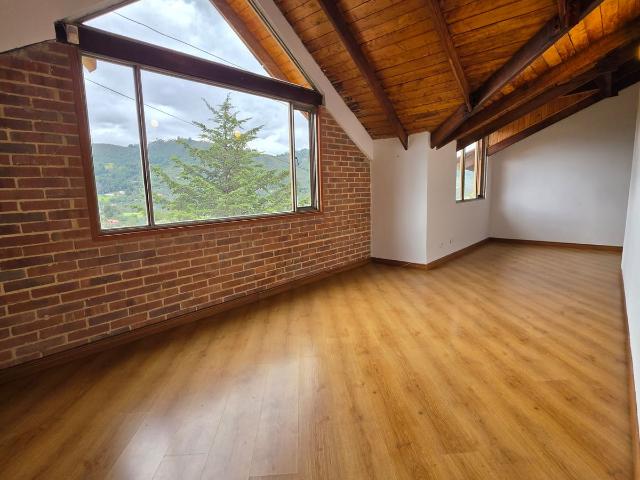 Casa en arriendo en Zona 3 La Calera, La Calera