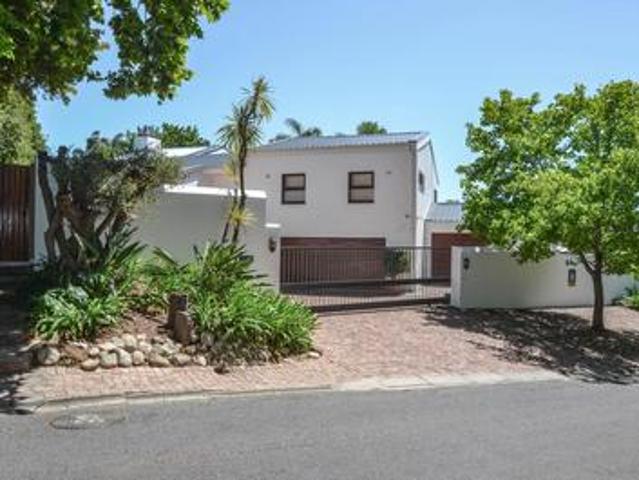 House for sale in Bellville, Western Cape