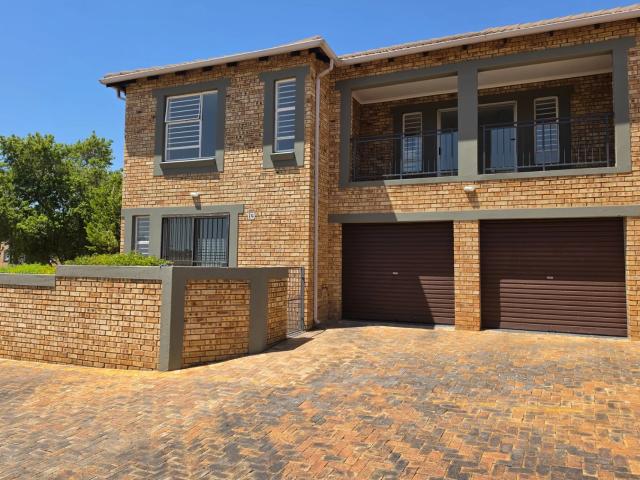 House for rent in Wilgeheuwel, Roodepoort