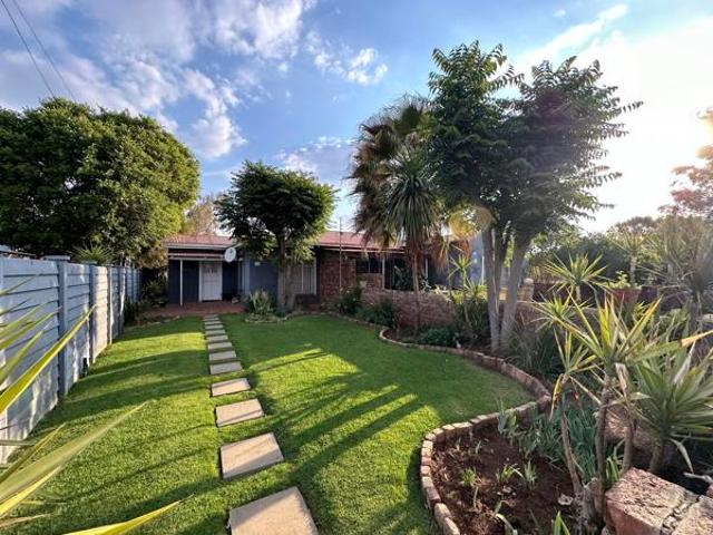 Property for sale in Dr Kenneth Kaunda, North West