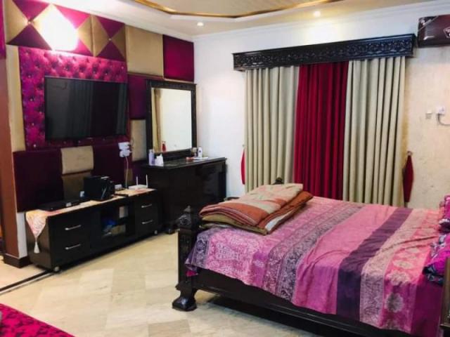 House for sale in Model Town