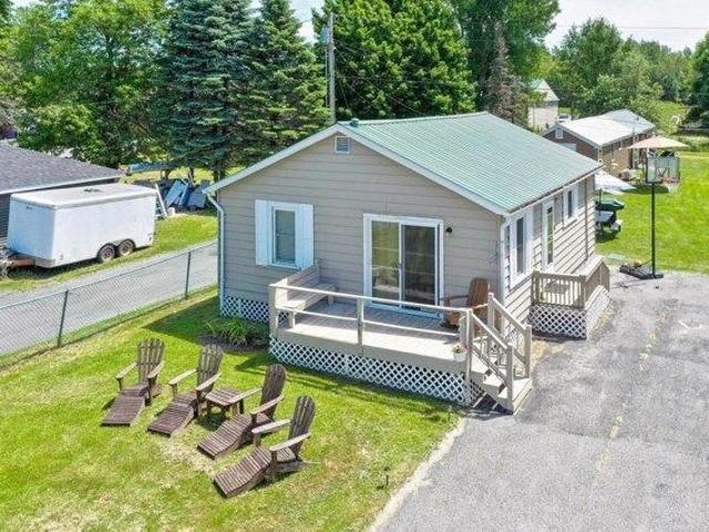 House for sale in Isle La Motte