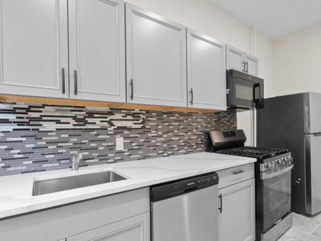 House for sale in Hudson, New Jersey