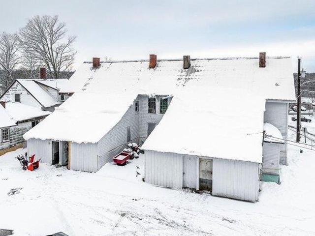 House for sale in Kenduskeag, Maine