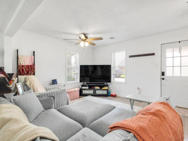 House for sale in Knox, Indiana