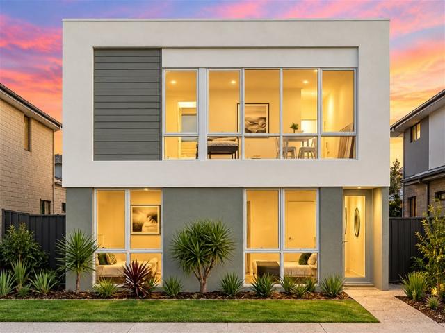 Cottage for sale in Cockburn Central, City of Cockburn