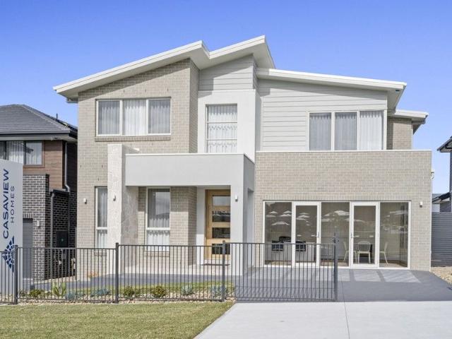 Cottage for sale in Tahmoor, New South Wales