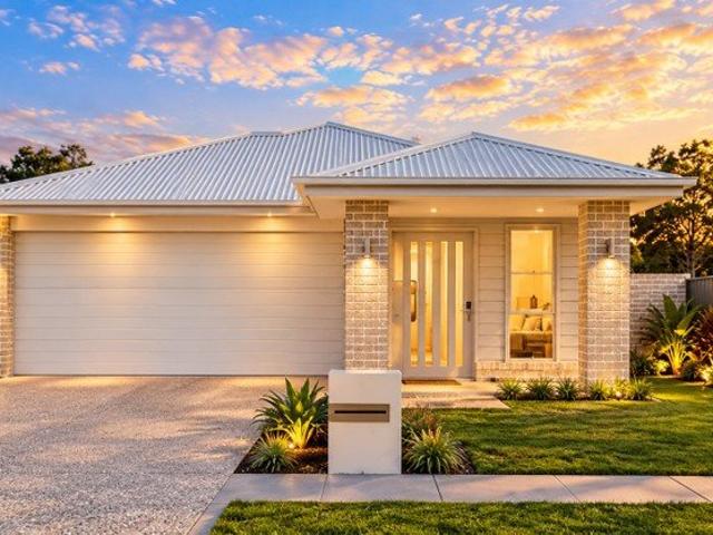 Cottage for sale in Flagstone, Greater Brisbane