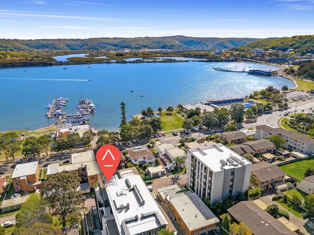 Apartment for sale in Point Frederick, New South Wales