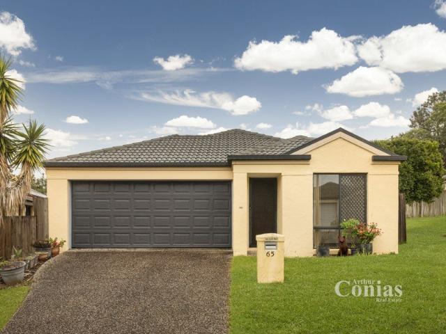 Townhouse for sale in Toombul, Queensland