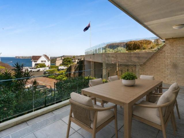 Townhouse for rent in Sydney, New South Wales