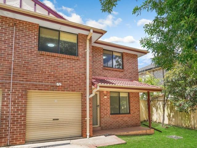 Townhouse for sale in Sydney, New South Wales