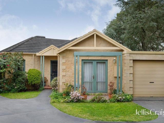 Townhouse for sale in Camerons Creek, Victoria