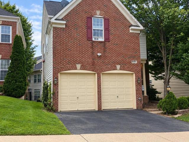 House for sale in Laurel Crest, Lorton
