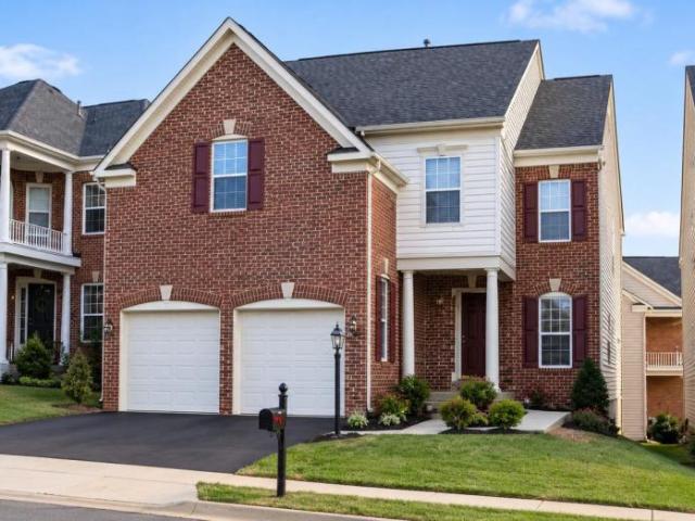 House for sale in Laurel Crest, Lorton