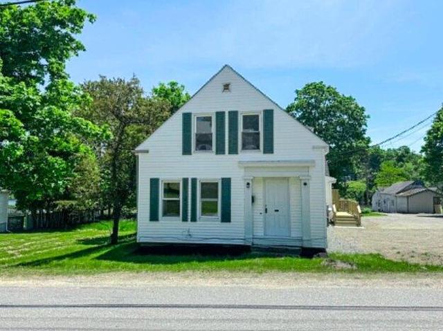 House for sale in Machias, Washington County